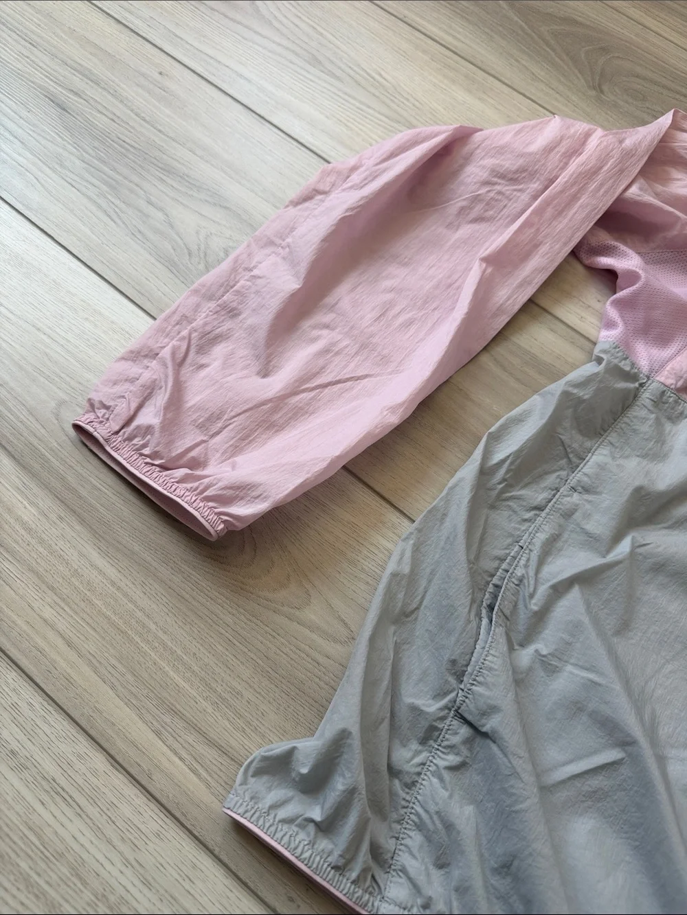 Uniqlo Two-Tone Sun Protect Jacket - Pink & Light Gray